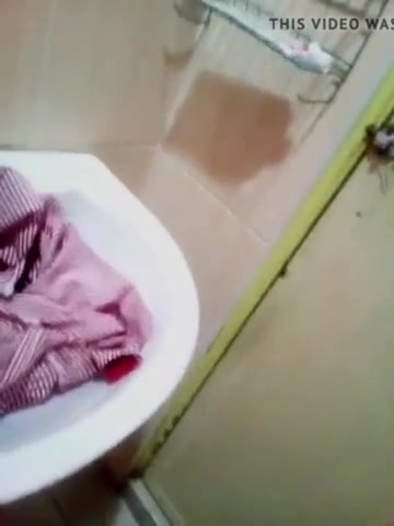Malay girl fucked toilet