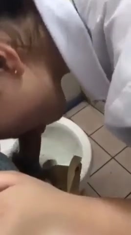 Student bathroom iloiloscandal