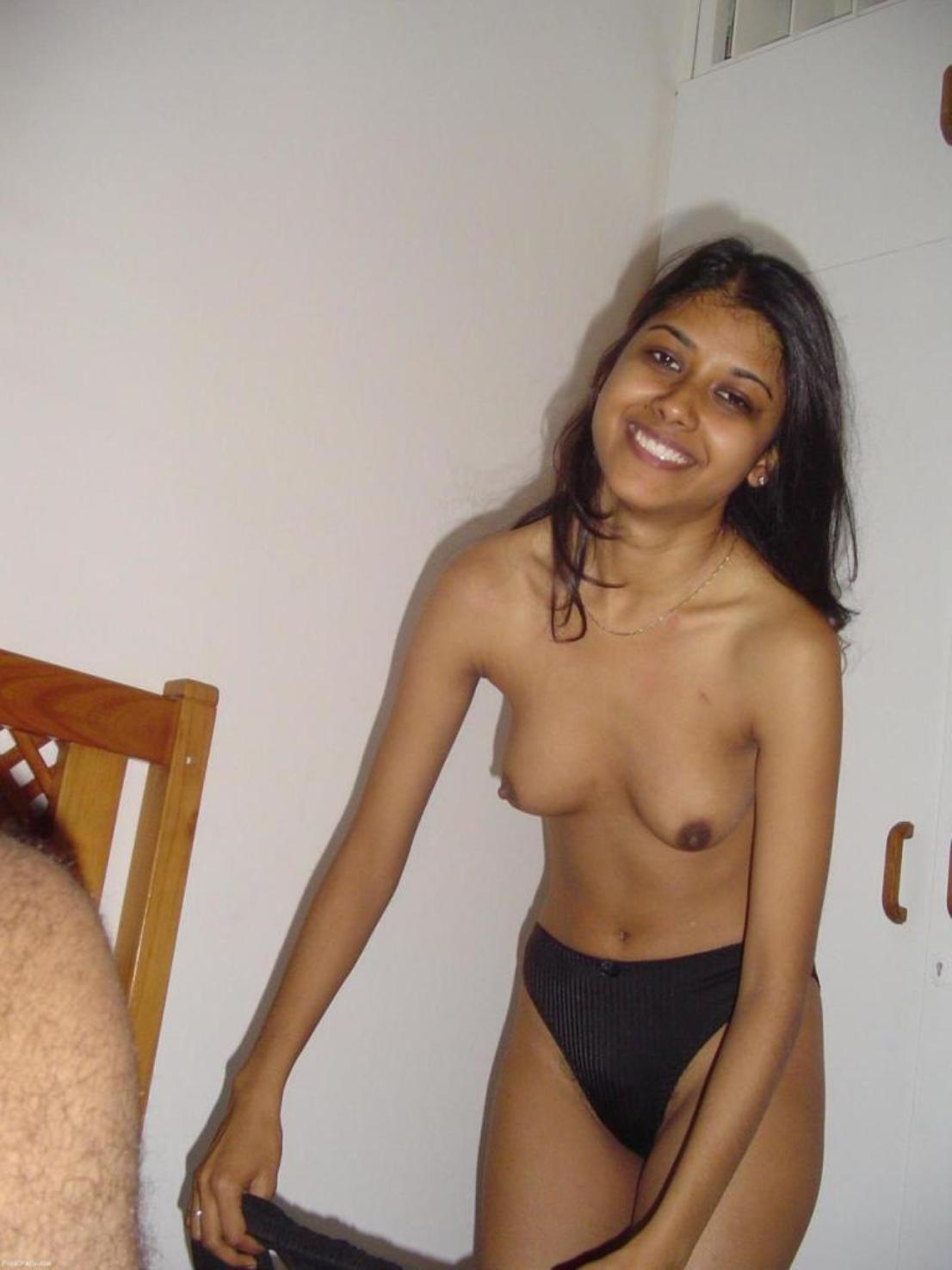 Halfback reccomend Desi paki nri mariyam khan pussy masturbate anal show naked.