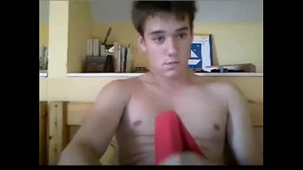 Teen male jerking webcam