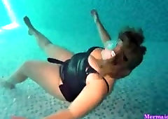 Catnip recomended footjob under water