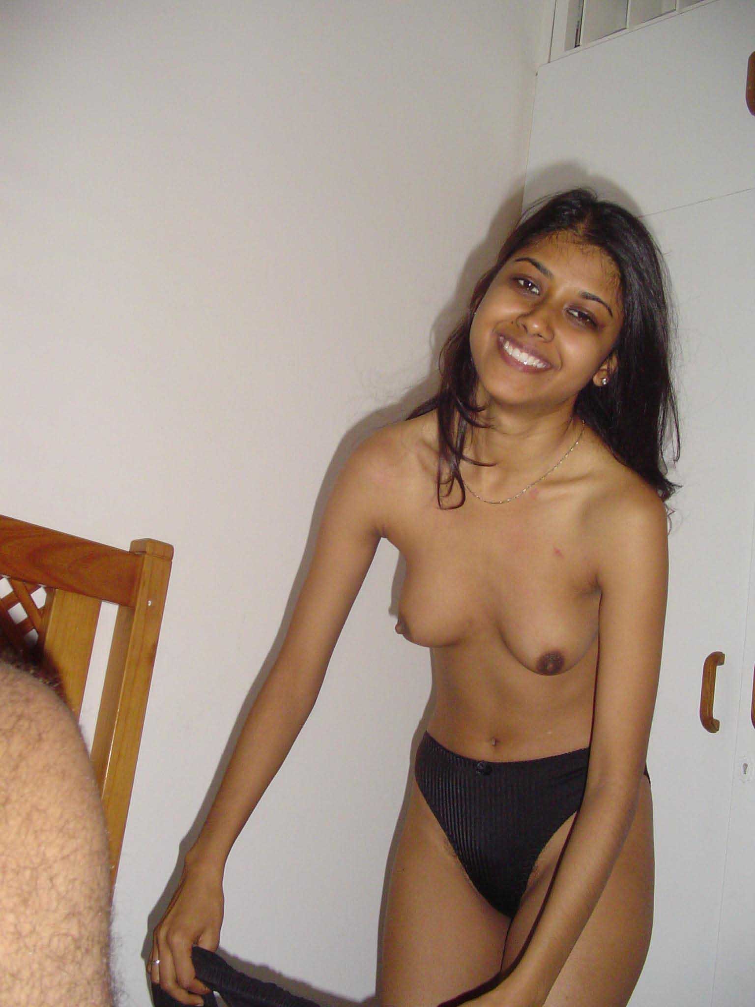 Indian fat girls nude pics in