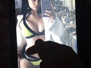 King K. reccomend tribute kylie jenners tits