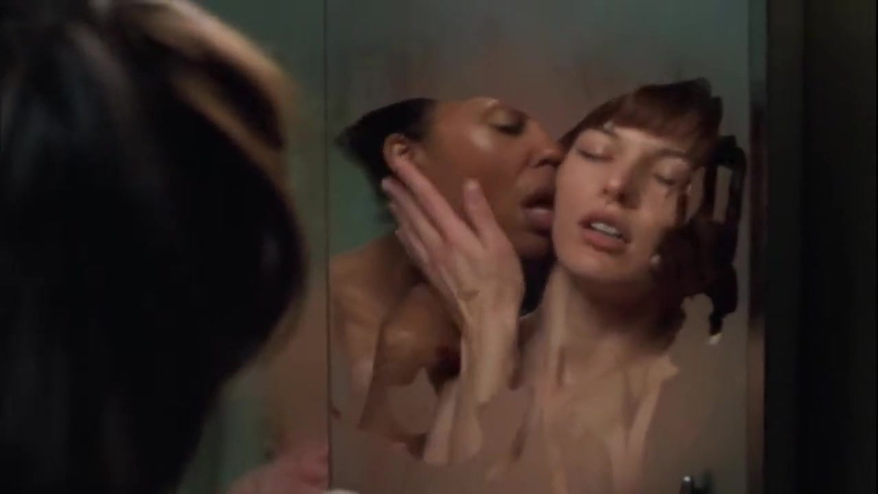 Milla jovovich explicit topless scenes lesbian