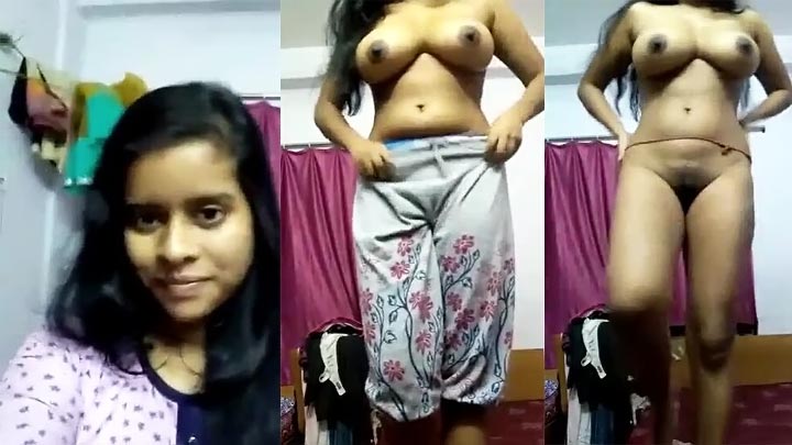 Cute college girl shows tits pussy