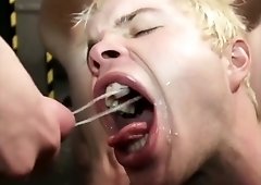 Fill mouth with jizz