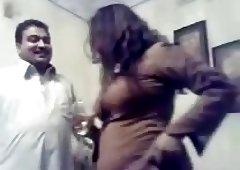 Pakistani  fuck 8 man her pussy