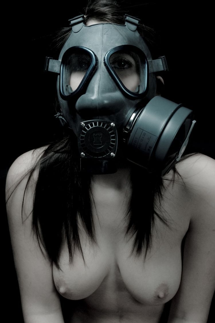 FLAK reccomend gasmask fetish